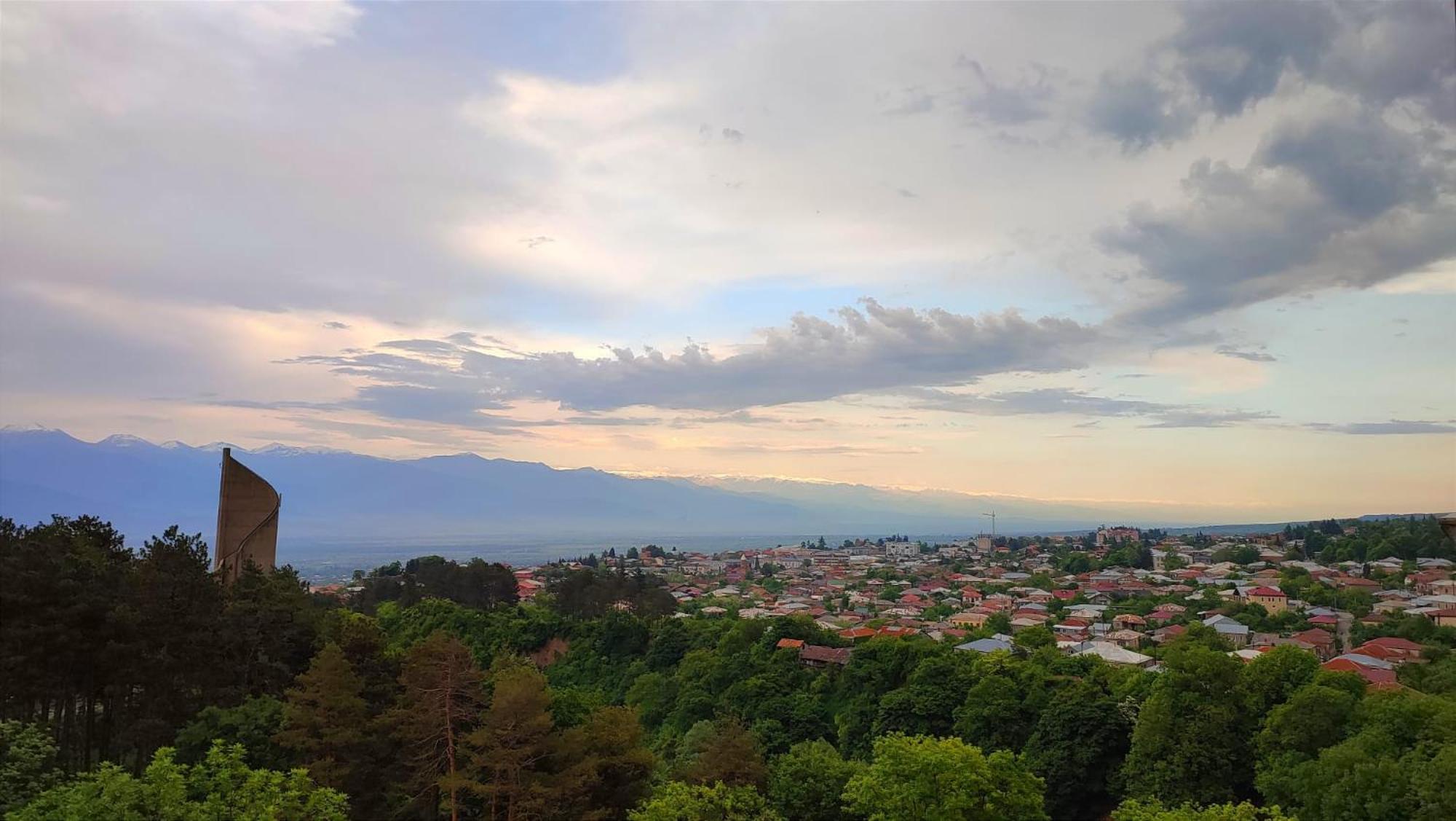 Tinikos Guest House Telavi Luaran gambar