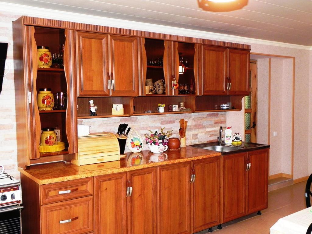 Tinikos Guest House Telavi Luaran gambar